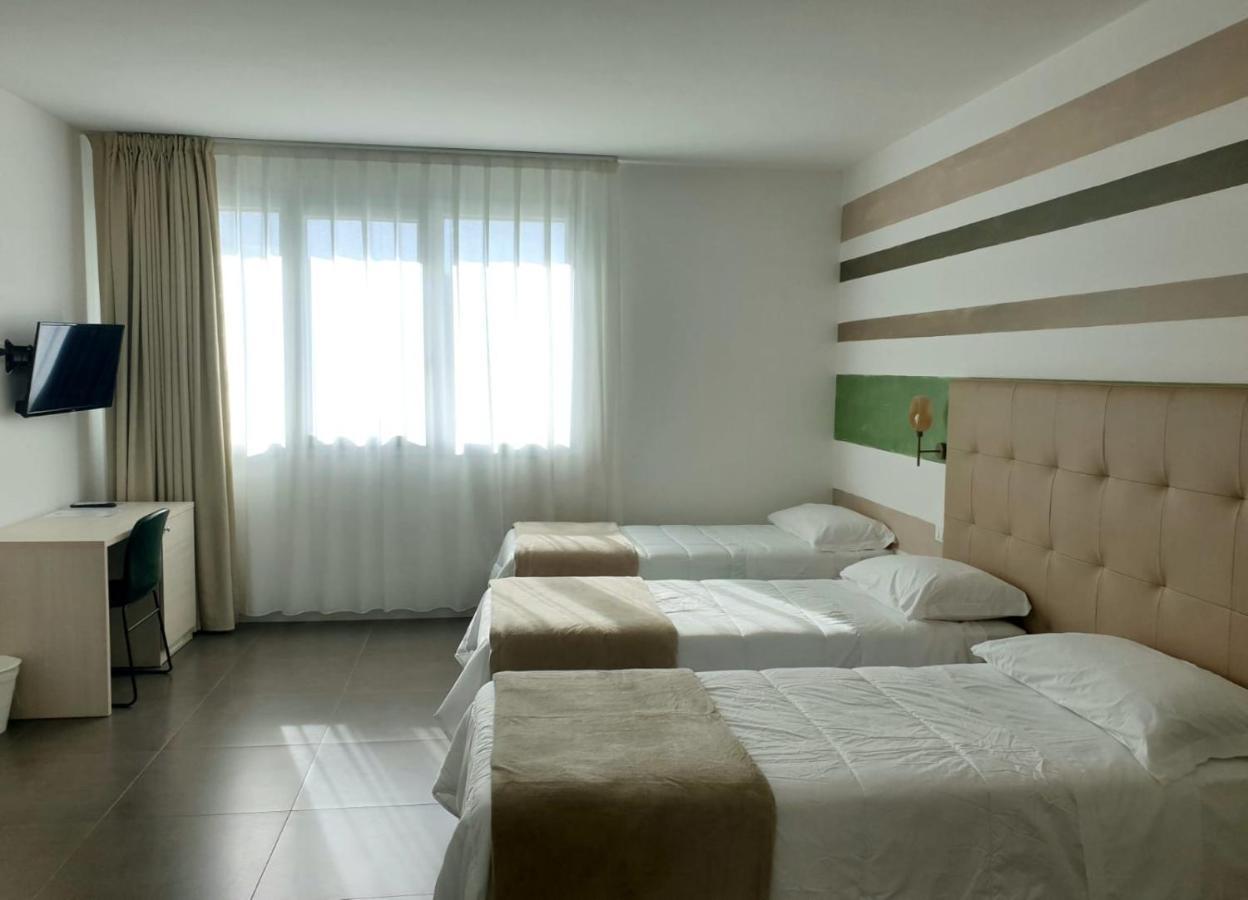 Hotel Grel Chiaramonte Gulfi Kültér fotó