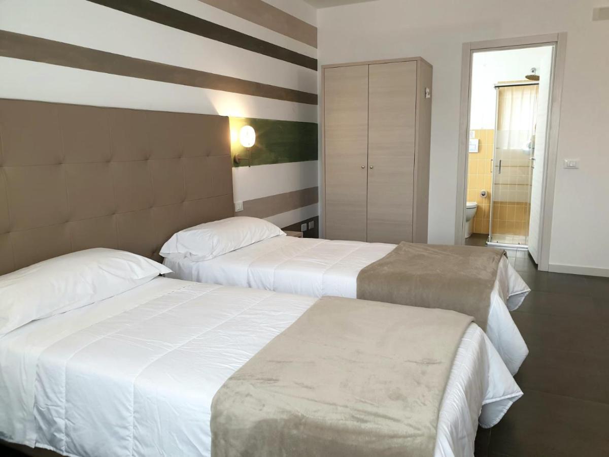 Hotel Grel Chiaramonte Gulfi Kültér fotó