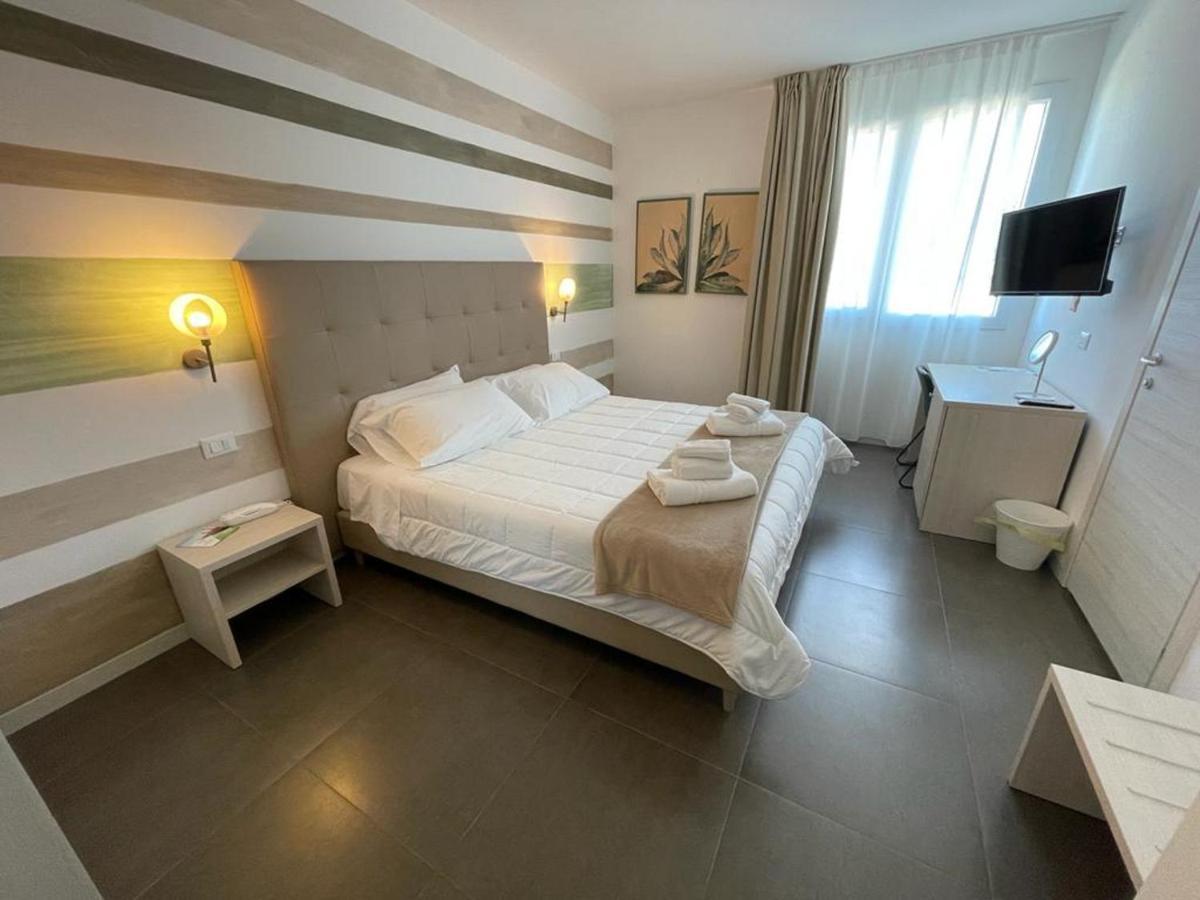 Hotel Grel Chiaramonte Gulfi Kültér fotó